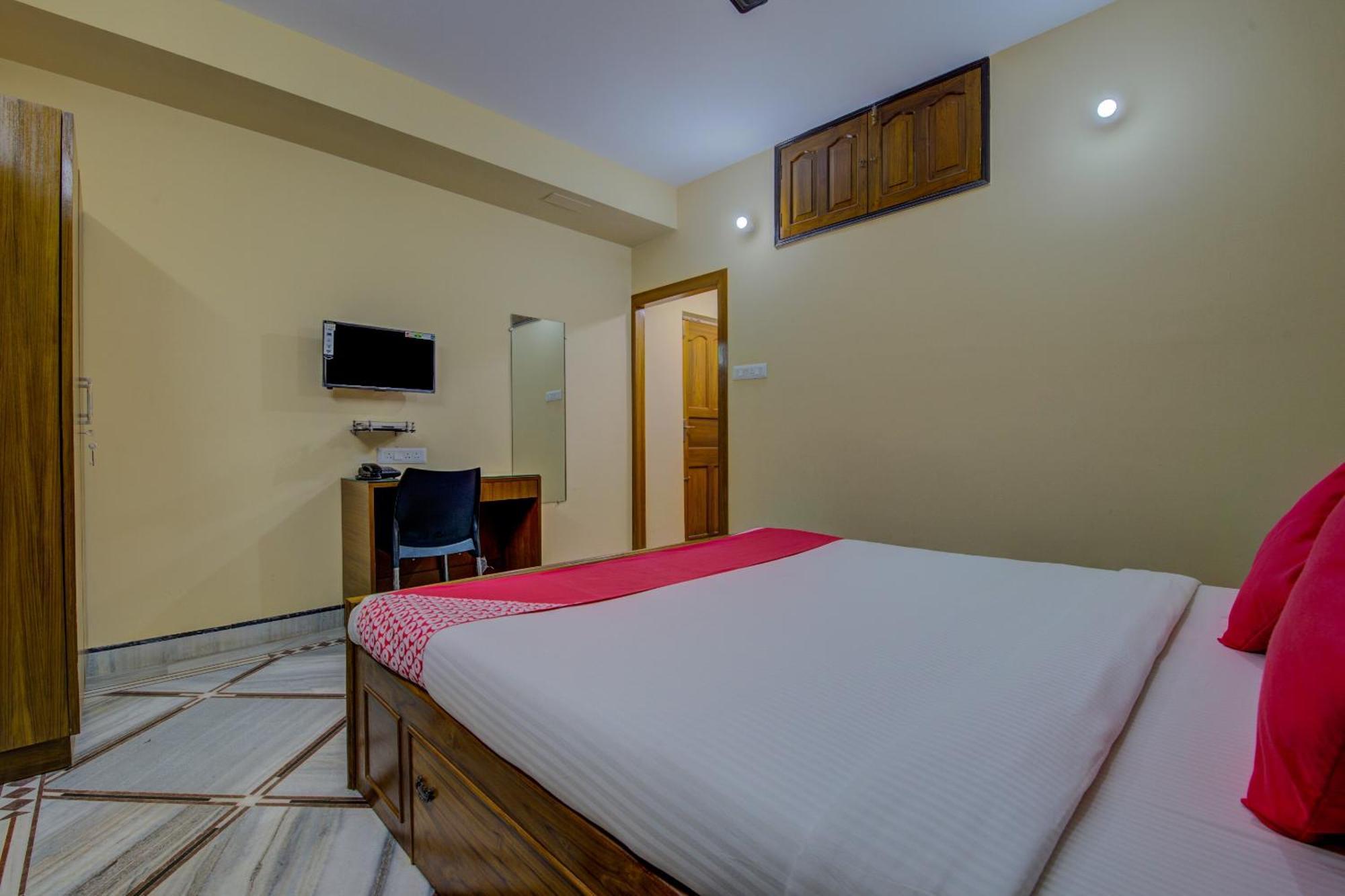 The Syncretic Guest House Калькутта Экстерьер фото
